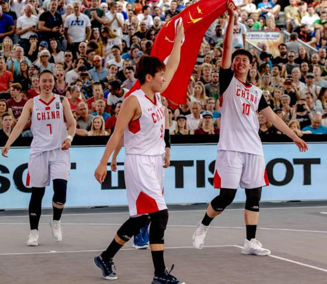 尤文vs帕福斯大名单：伊尔迪兹领衔，布雷默、鲁加尼伤愈归队（尤文战帕福斯名单出炉：伊尔迪兹领衔，布雷默、鲁加尼伤愈复出）