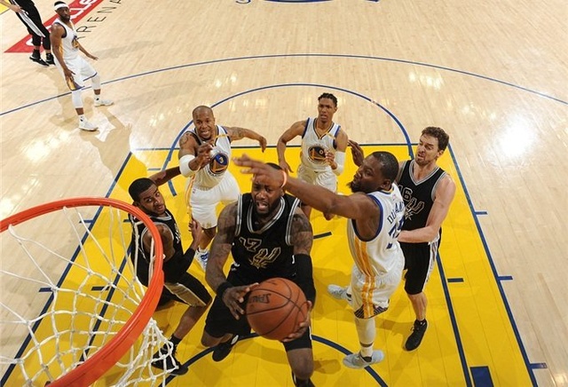 梅西苏亚雷斯重聚后再遇变数！迈阿密国际拒绝内马尔加盟，MSN三叉戟难再现江湖（梅西与苏亚雷斯重逢生变：迈阿密国际拒签内马尔，MSN难再现）