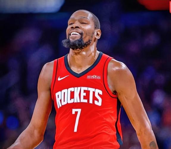 意媒：弗拉霍维奇在国家队中出现肌肉不适，但伤情不重（意媒：弗拉霍维奇国家队期间肌肉不适，伤势无大碍）